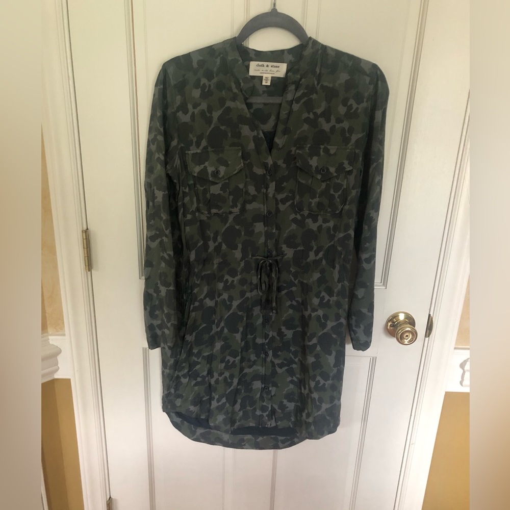 Anthropologie cloth and stone Nina camo shirt dress - Picture 5 of 10